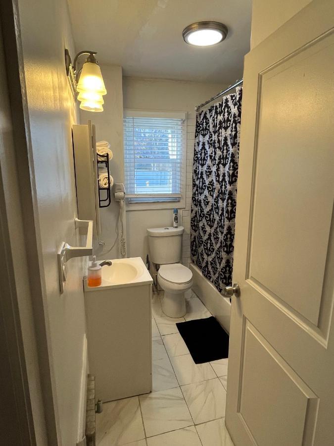 Three Bed One Bath Apt 25 Mins To Nyc Belleville Ngoại thất bức ảnh