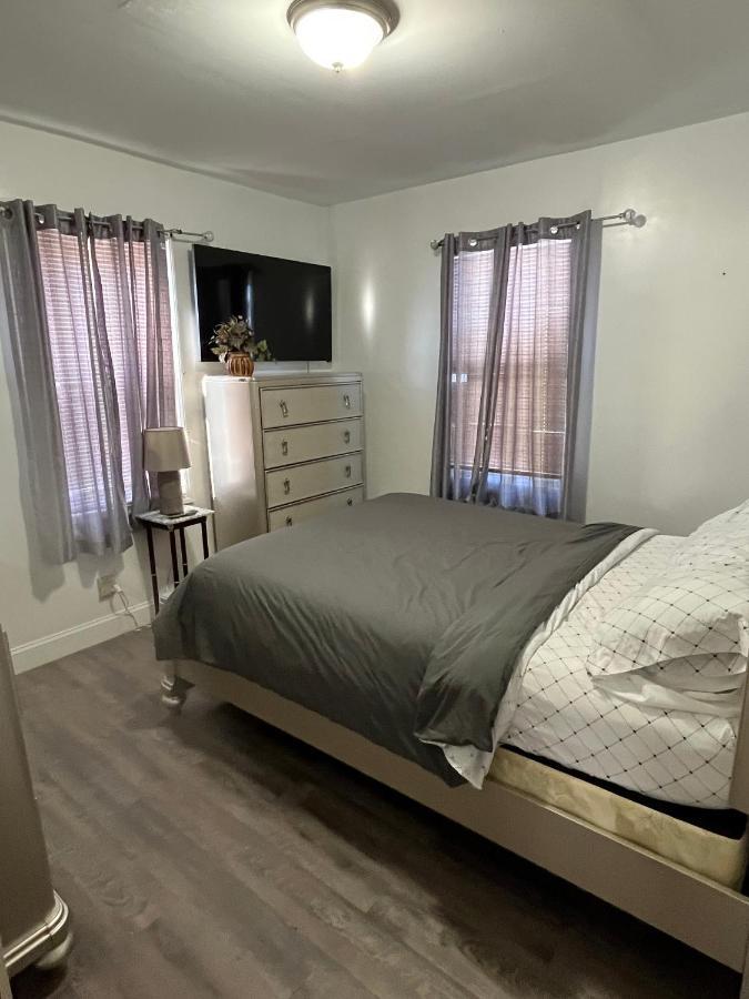 Three Bed One Bath Apt 25 Mins To Nyc Belleville Ngoại thất bức ảnh